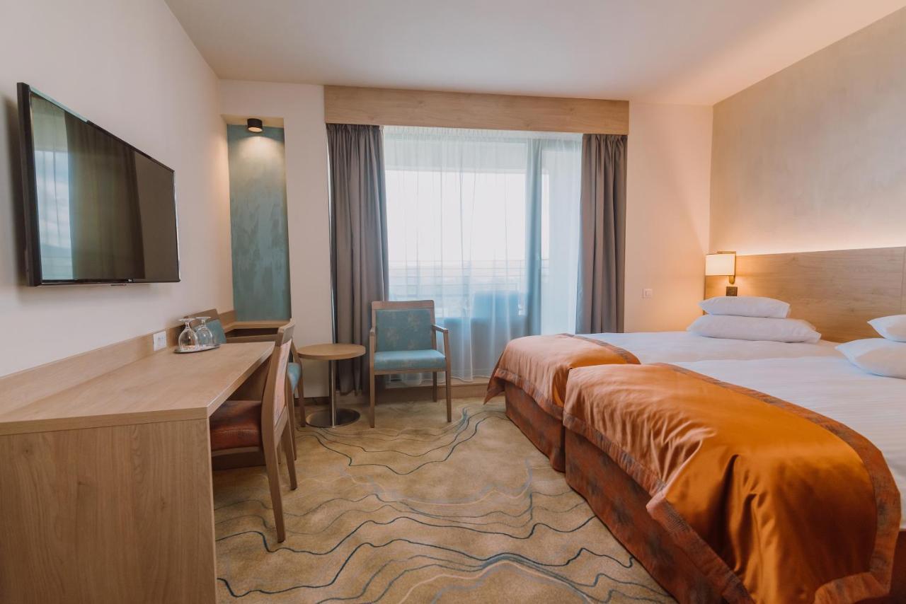 Ensana Ursina Hotel Sovata Buitenkant foto